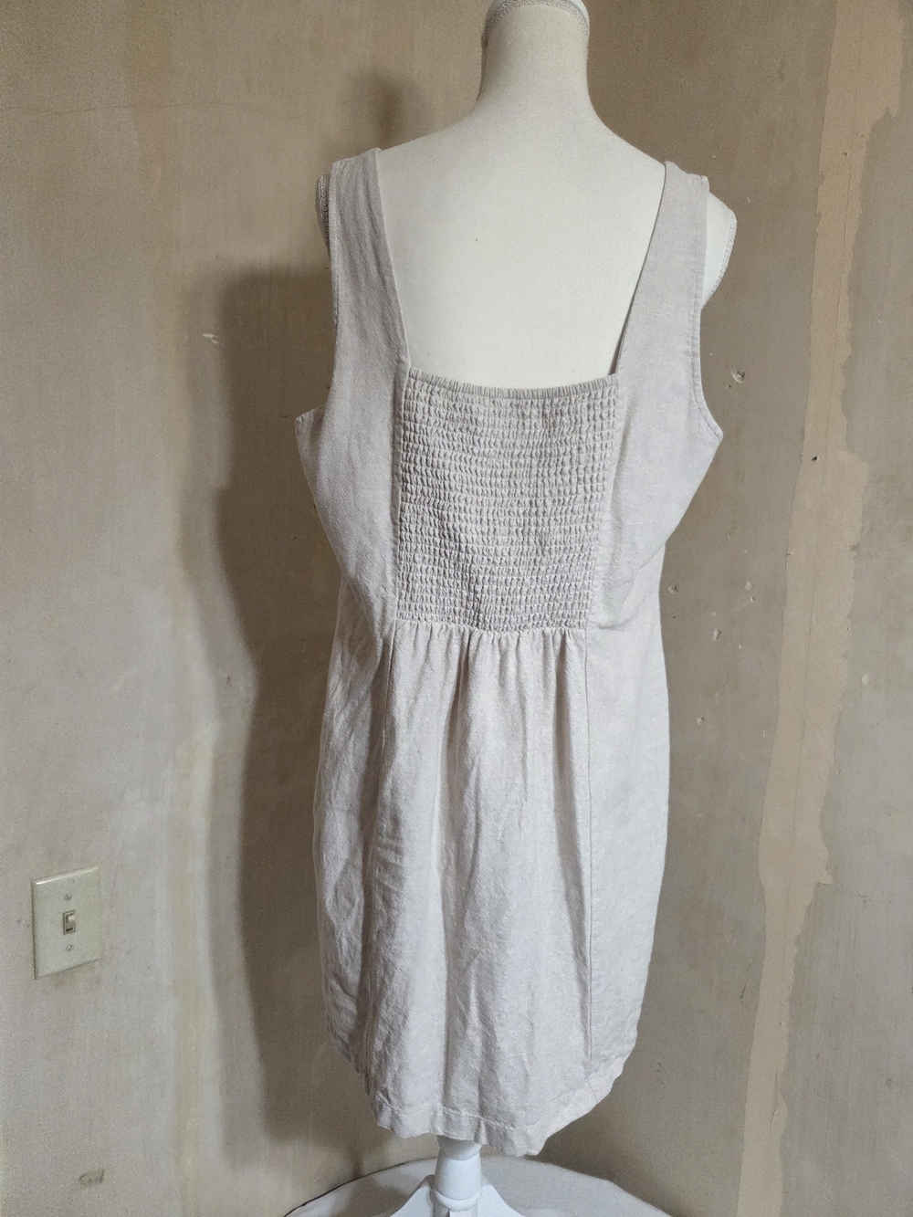 Light Beige Linen Blend Sleeveless Dress - Picture 8 of 8